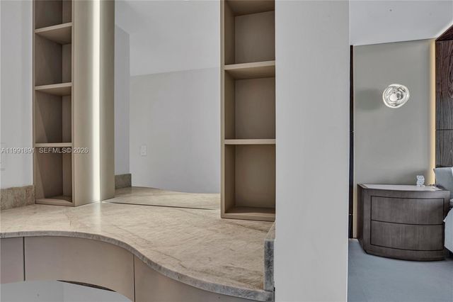 16485 Collins Ave 431, Sunny Isles Beach, FL 33160