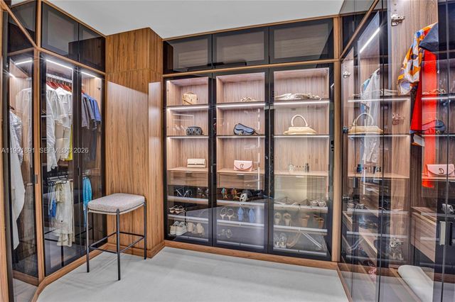 16485 Collins Ave 431, Sunny Isles Beach, FL 33160