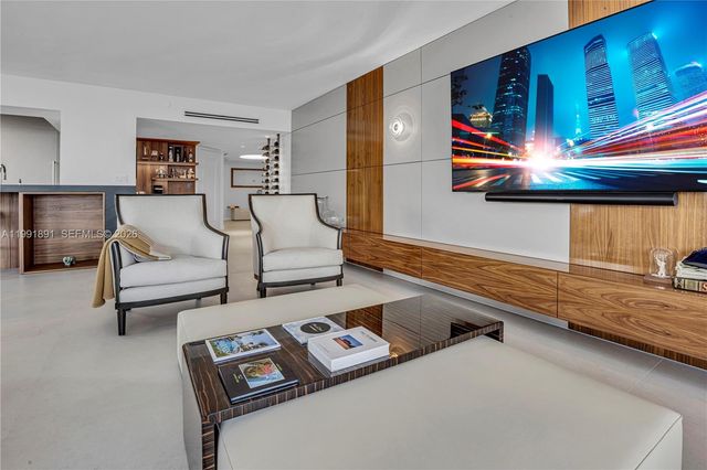 16485 Collins Ave 431, Sunny Isles Beach, FL 33160