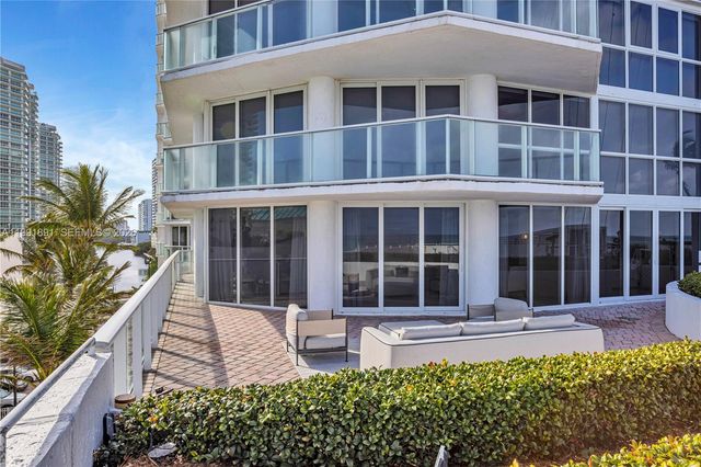 16485 Collins Ave 431, Sunny Isles Beach, FL 33160