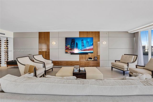 16485 Collins Ave 431, Sunny Isles Beach, FL 33160