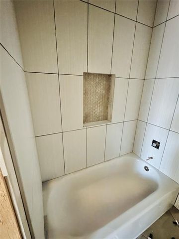 1236 Twin Oaks Drive, Blanchard, OK 73010