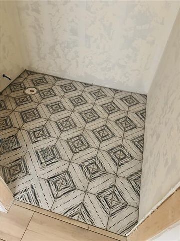 1236 Twin Oaks Drive, Blanchard, OK 73010