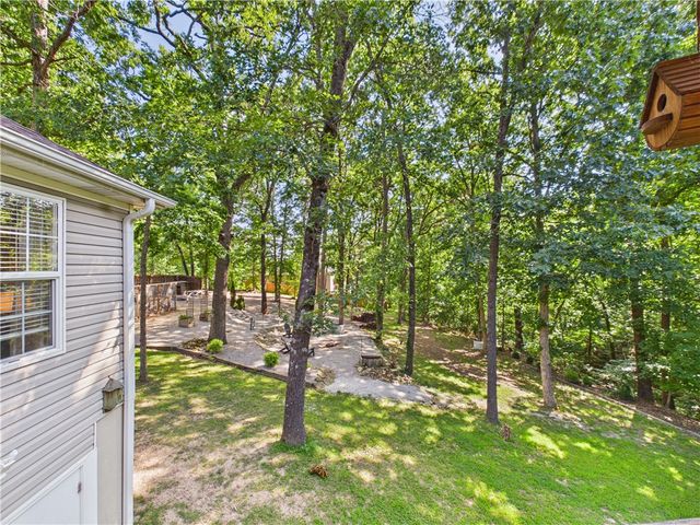 8 Benwick Lane, Bella Vista, AR 72714