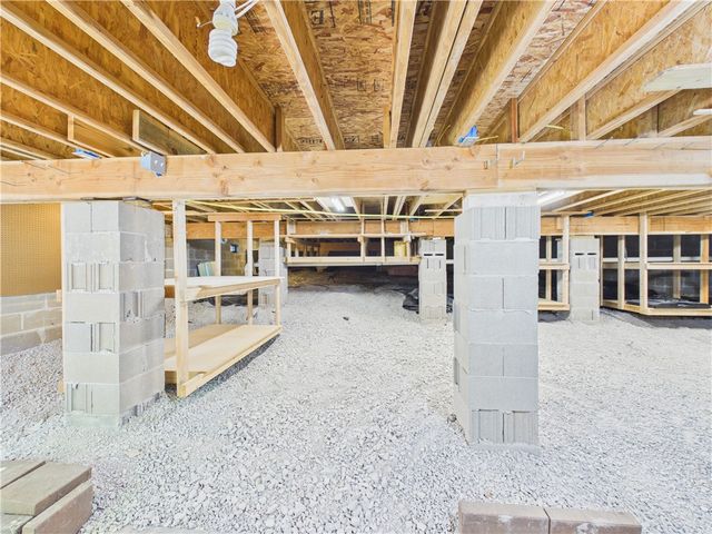8 Benwick Lane, Bella Vista, AR 72714