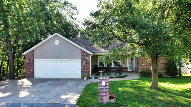 8 Benwick Lane, Bella Vista, AR 72714