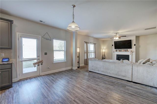 41 Darby Lane, Adairsville, GA 30103