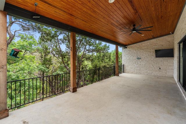 17621 Hunters HOLW, Jonestown, TX 78645