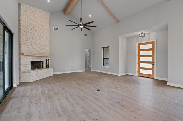 17621 Hunters HOLW, Jonestown, TX 78645