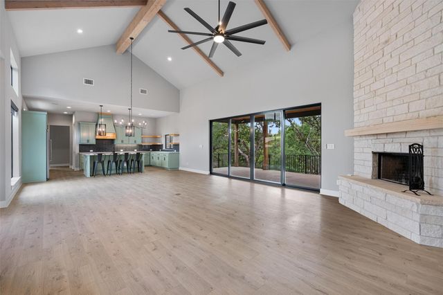 17621 Hunters HOLW, Jonestown, TX 78645