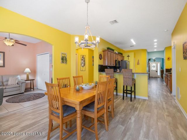 221 Briarcliff Circle, Sebastian, FL 32958