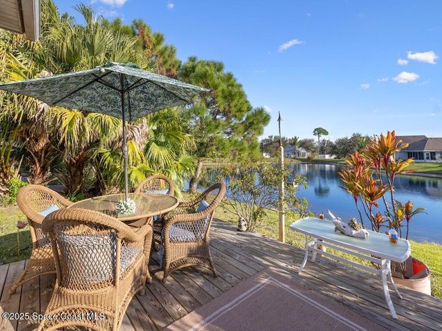 221 Briarcliff Circle, Sebastian, FL 32958