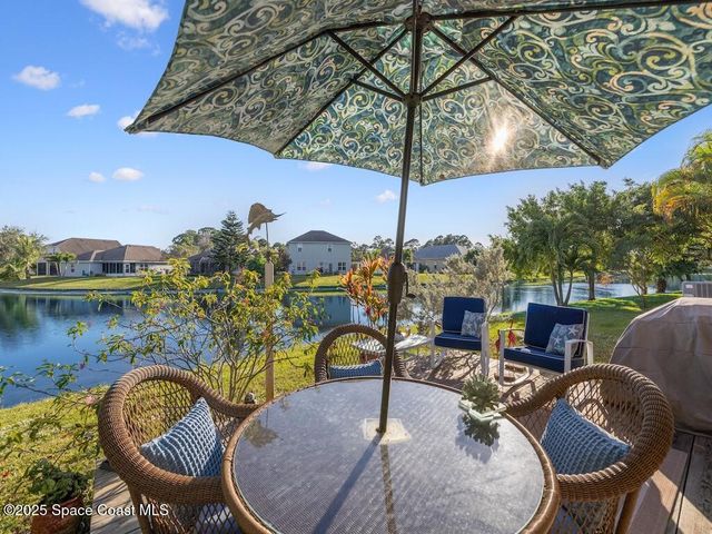 221 Briarcliff Circle, Sebastian, FL 32958