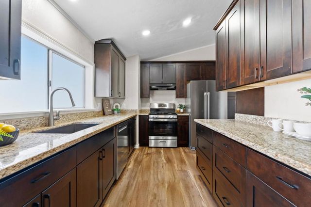 140 Barranca Lane, Moss Beach, CA 94038