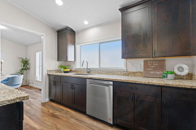 140 Barranca Lane, Moss Beach, CA 94038