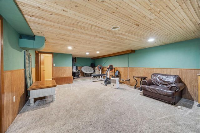 424 W Milwaukee STREET, Jefferson, WI 53549