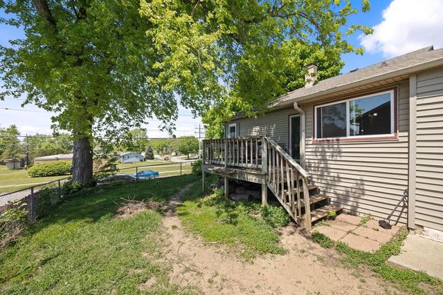 424 W Milwaukee STREET, Jefferson, WI 53549