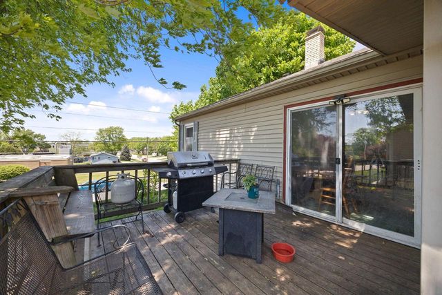424 W Milwaukee STREET, Jefferson, WI 53549