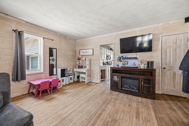424 W Milwaukee STREET, Jefferson, WI 53549