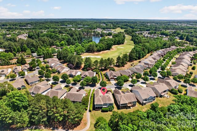 9242 Whistling Straits Drive, Fort Mill, SC 29707