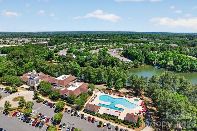 9242 Whistling Straits Drive, Fort Mill, SC 29707