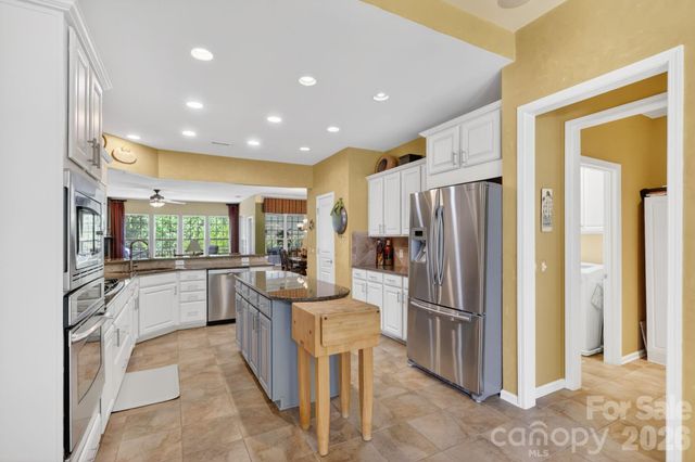 9242 Whistling Straits Drive, Fort Mill, SC 29707