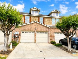 2743 Hyde Park Drive, Grand Prairie, TX 75050