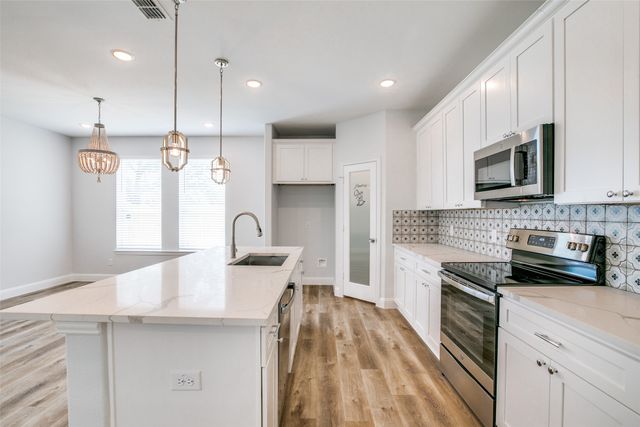 3105 Chihuahua Avenue, Dallas, TX 75212