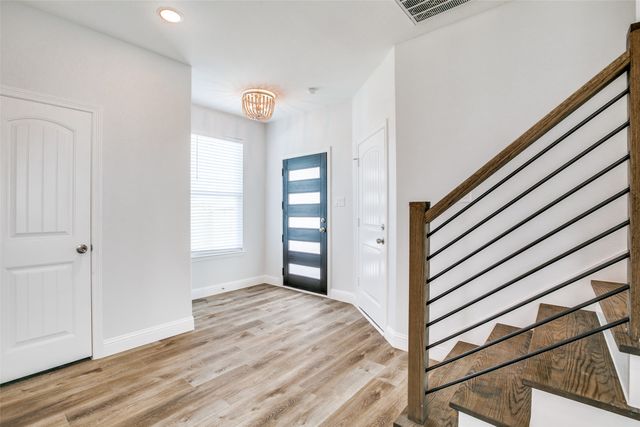 3105 Chihuahua Avenue, Dallas, TX 75212