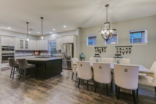 574 Merion DR, Austin, TX 78737