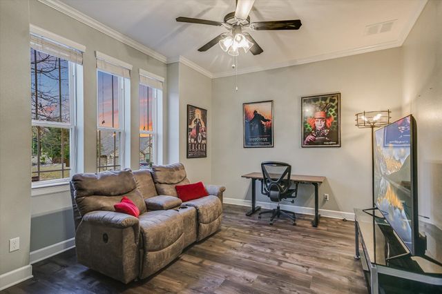 574 Merion DR, Austin, TX 78737