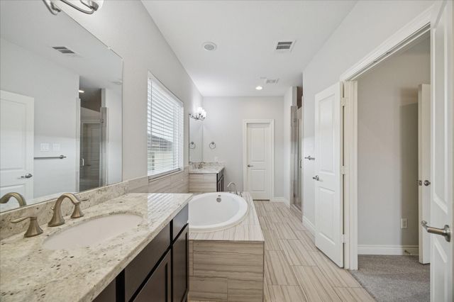 1113 E 27th Street, Houston, TX 77009