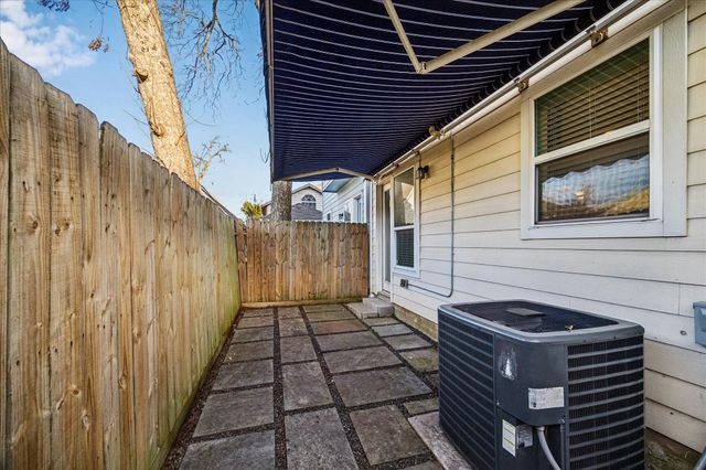 1113 E 27th Street, Houston, TX 77009