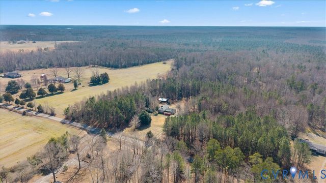 10401 Carraige Rd, Providence Forge, VA 23140