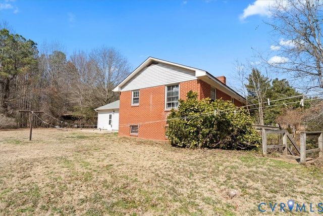 10401 Carraige Rd, Providence Forge, VA 23140