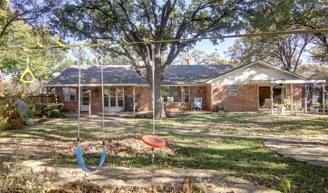 1300 Fisher Street, Graham, TX 76450