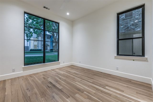 7422 VILLANOVA Street, Dallas, TX 75225