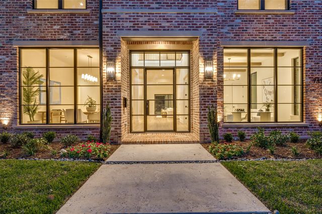 7422 VILLANOVA Street, Dallas, TX 75225