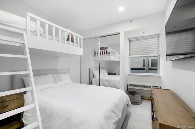 260 Dune 101G, Westhampton Beach, NY 11978