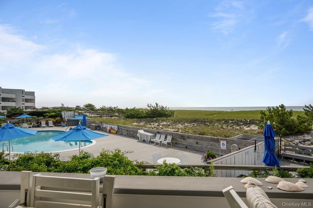 260 Dune 101G, Westhampton Beach, NY 11978