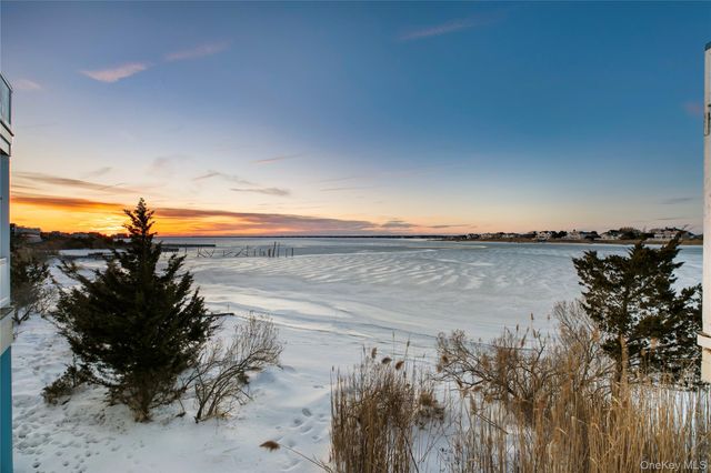 260 Dune 101G, Westhampton Beach, NY 11978