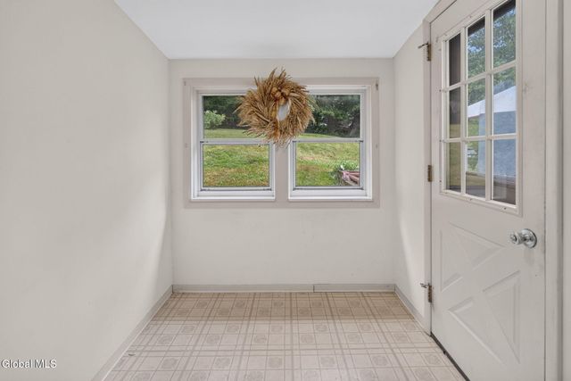 86 Mann Avenue, Troy, NY 12180