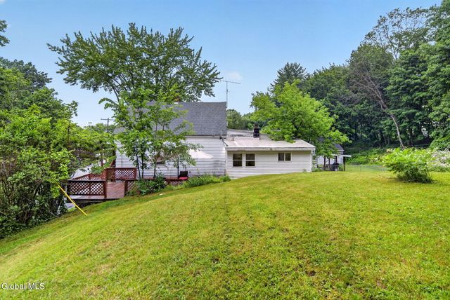 86 Mann Avenue, Troy, NY 12180