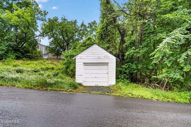 86 Mann Avenue, Troy, NY 12180