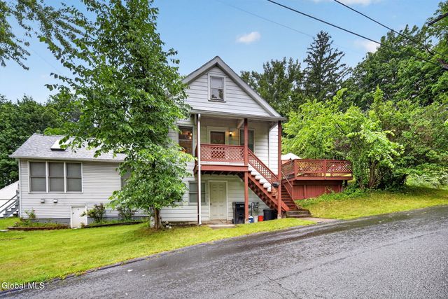 86 Mann Avenue, Troy, NY 12180