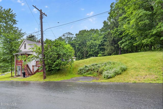 86 Mann Avenue, Troy, NY 12180