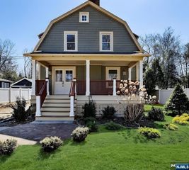 34 Buttonwood Road, Essex Fells, NJ 07021