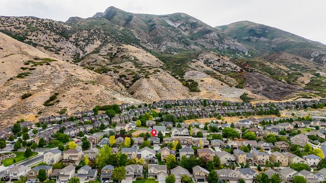 10514 N DORAL DR, Cedar Hills, UT 84062
