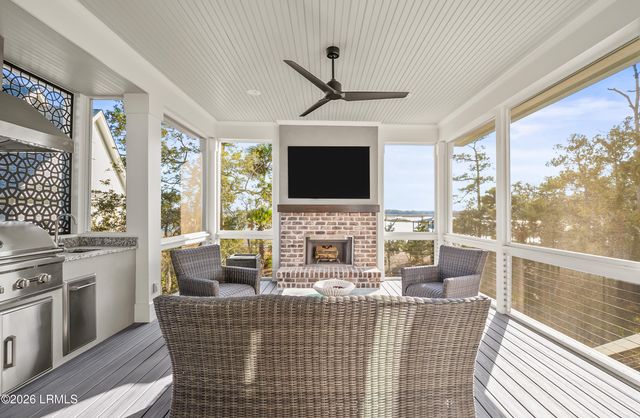 106 Sunset Court, Beaufort, SC 29902