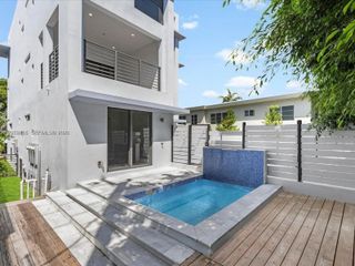1134 71st St 3, Miami Beach, FL 33141